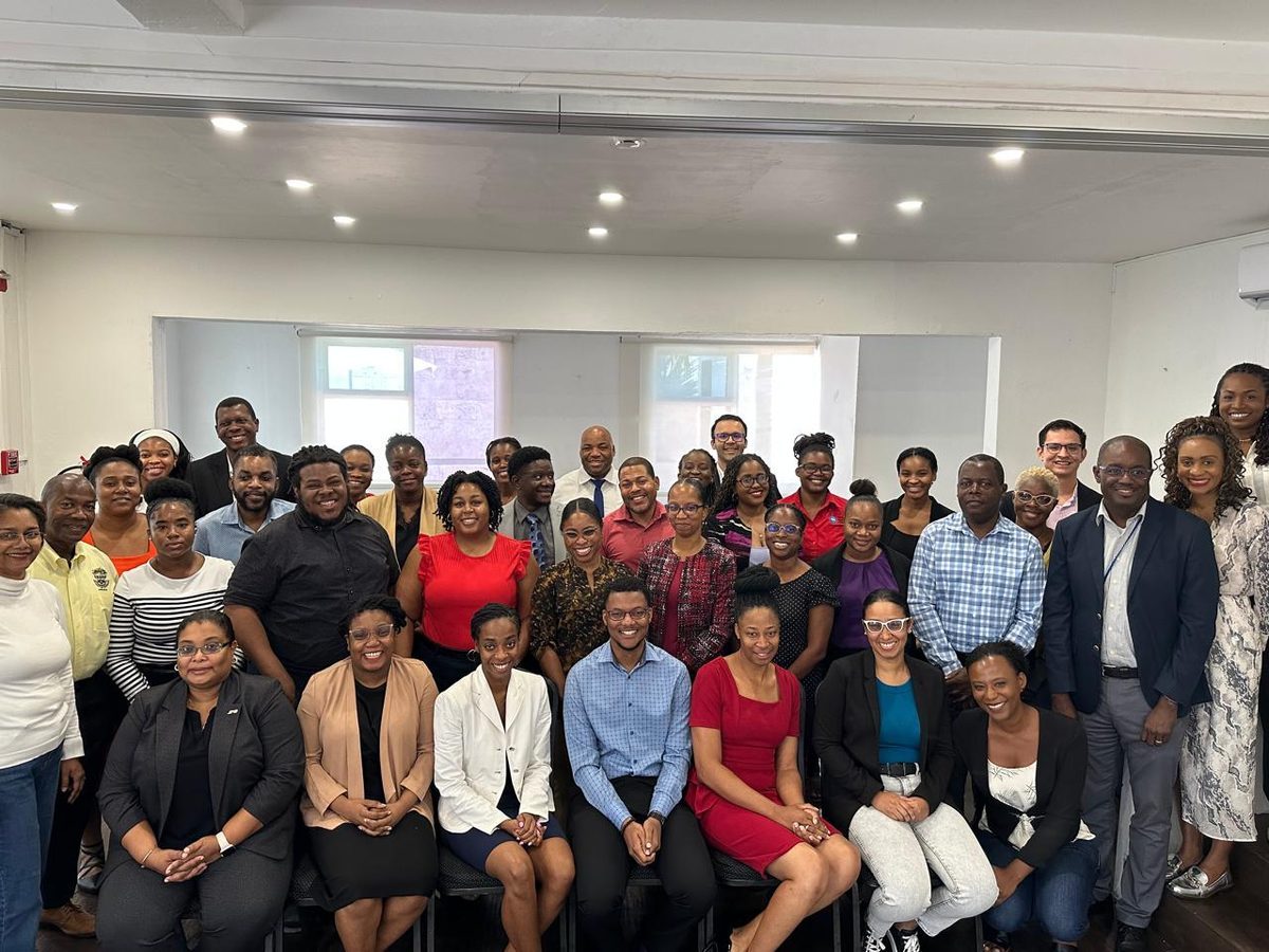 Evaluación Costo-Beneficio de la Estrategia de Reducción de Emisiones y Resiliencia Climática de Largo Plazo de Jamaica al 2050